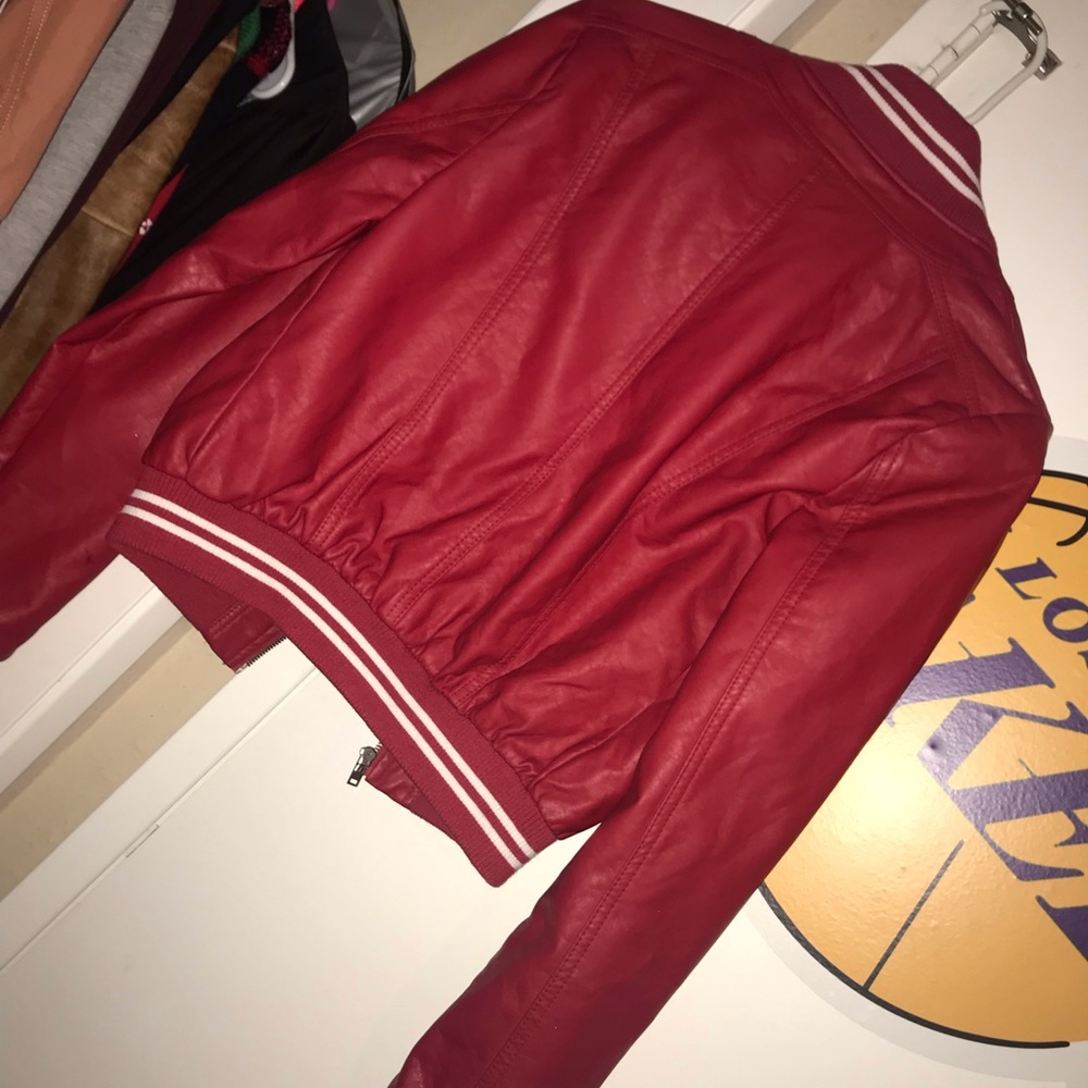 Jacket - Picture 4 of 6